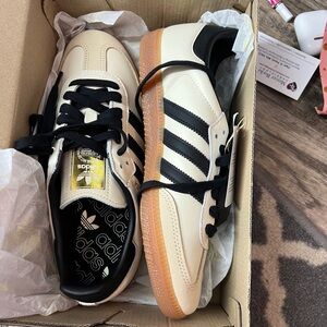 Adidas Women’s Samba OG sneakers